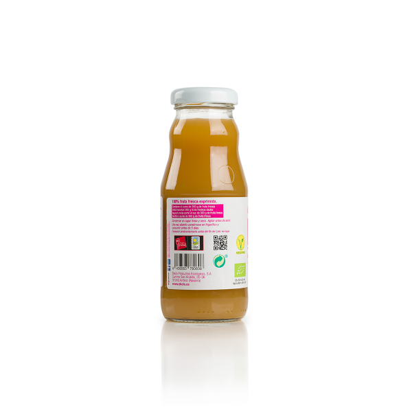 Apple and mango juice Apple and mango juice